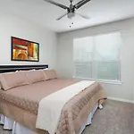 Historic Apartment Downtown Sa