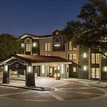 La Quinta Inn By Wyndham San Antonio I-35 N At Toepperwein