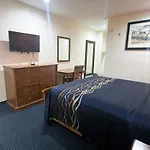 Pecan Valley Inn & Suites