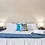 Aqueous - A Birdy Vacation Rental