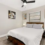Home With Pool And Games In Central San Antonio