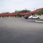 Luxury Inn And Suites Seaworld