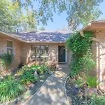 Beautiful Texas Ranch House, Game Room & Minigolf