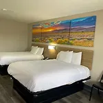 Days Inn By Wyndham San Antonio Southeast Frost Bank Center