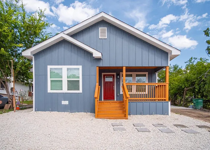 Comfortable 4Br2.5Ba Family Home Near Riverwalk