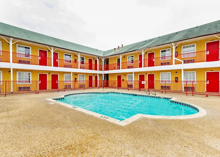 Oyo Hotel San Antonio Lackland Near Seaworld