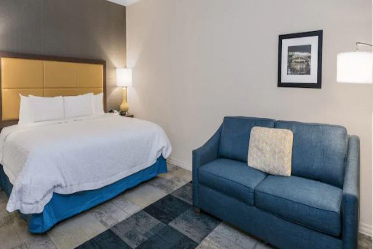 Hampton & Brooks Base, Tx Hotel San Antonio