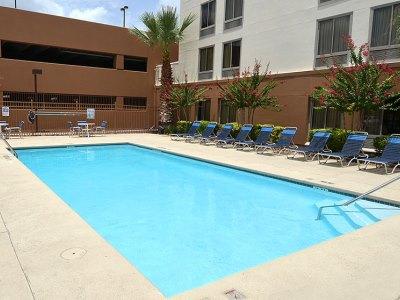 Red Roof Plus+ Downtown - Riverwalk 3*