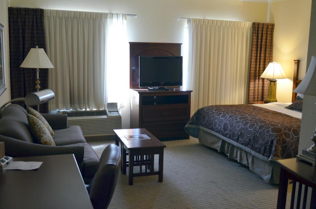 Staybridge Sea World By Ihg Hotel 3*