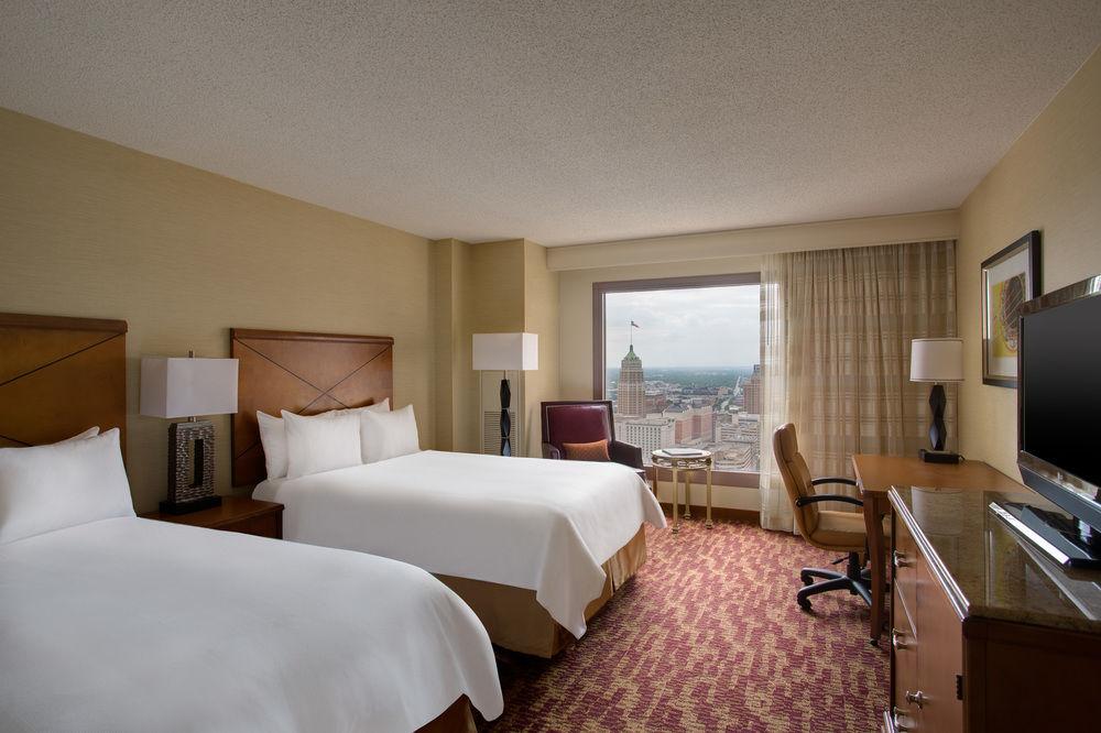 Marriott Rivercenter On The River Walk Hotel 4*