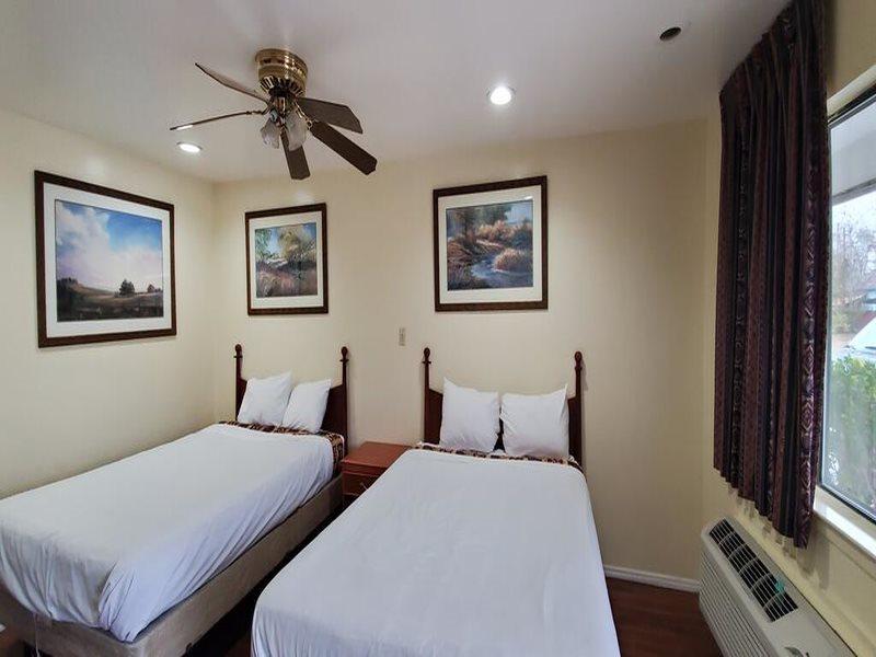 Motel Americas Value Downtown Riverwalk 3*