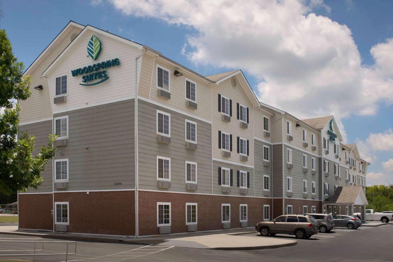 Woodspring San Antonio North I-35 Hotel Live Oak