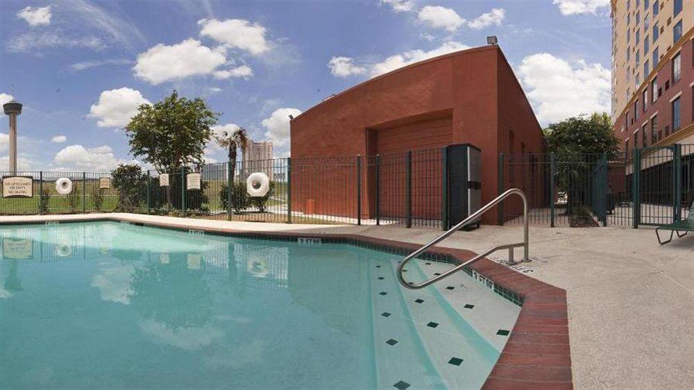 Staybridge Downtown Convention Center By Ihg San Antonio