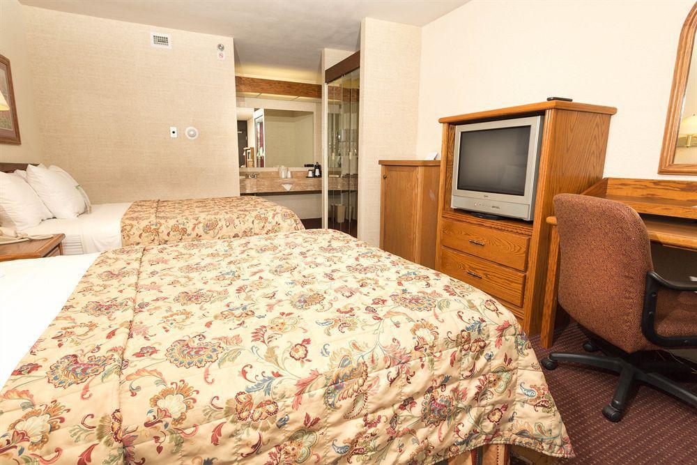 Pear Tree Northeast Hotel