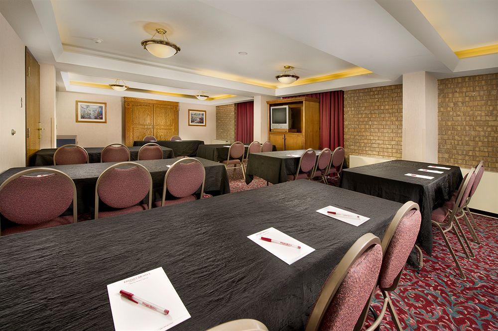 Pear Tree Northeast Hotel