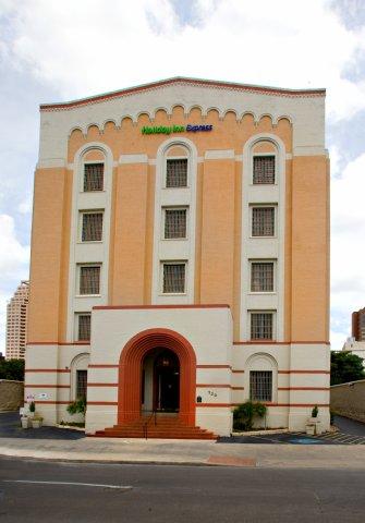 Hotel Express North Riverwalk Area By Ihg 3*