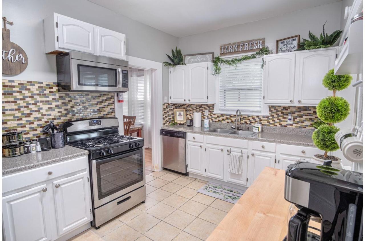 Stunning 3 Bedroom Near Dt Alamodome - Riverwalk San Antonio