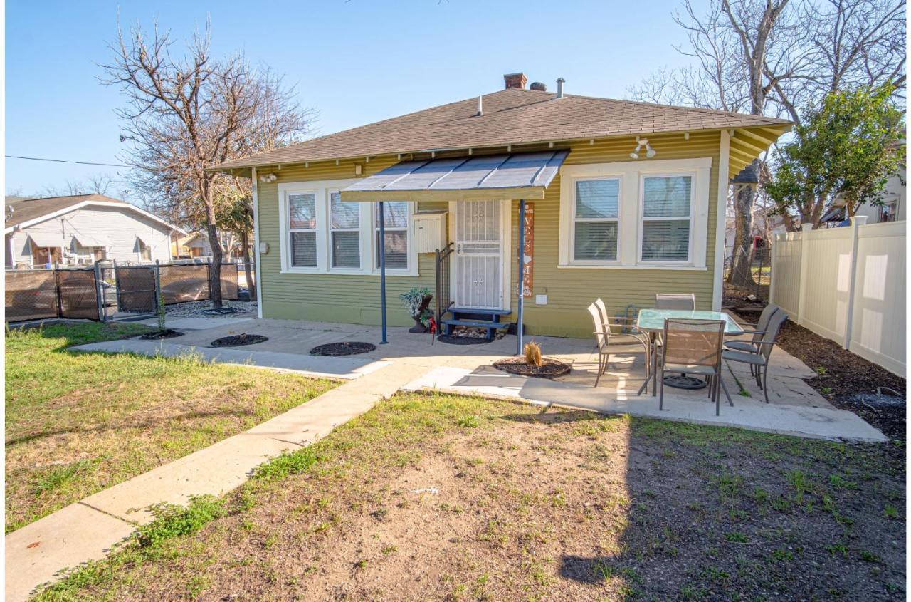 Stunning 3 Bedroom Near Dt Alamodome - Riverwalk * San Antonio