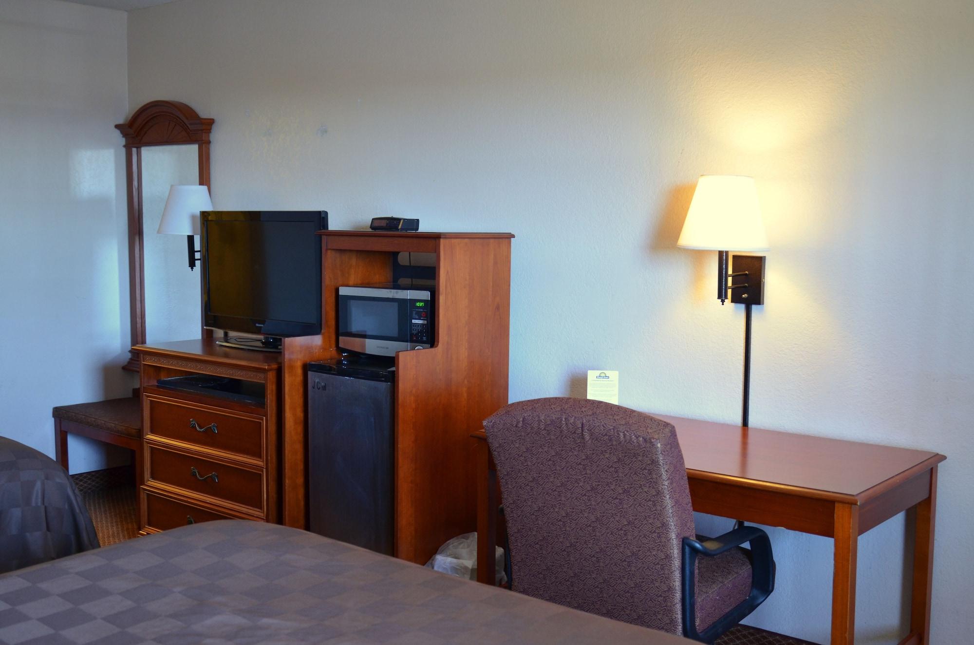 GreenTree Inn San Antonio/Lackland Air Force Base *