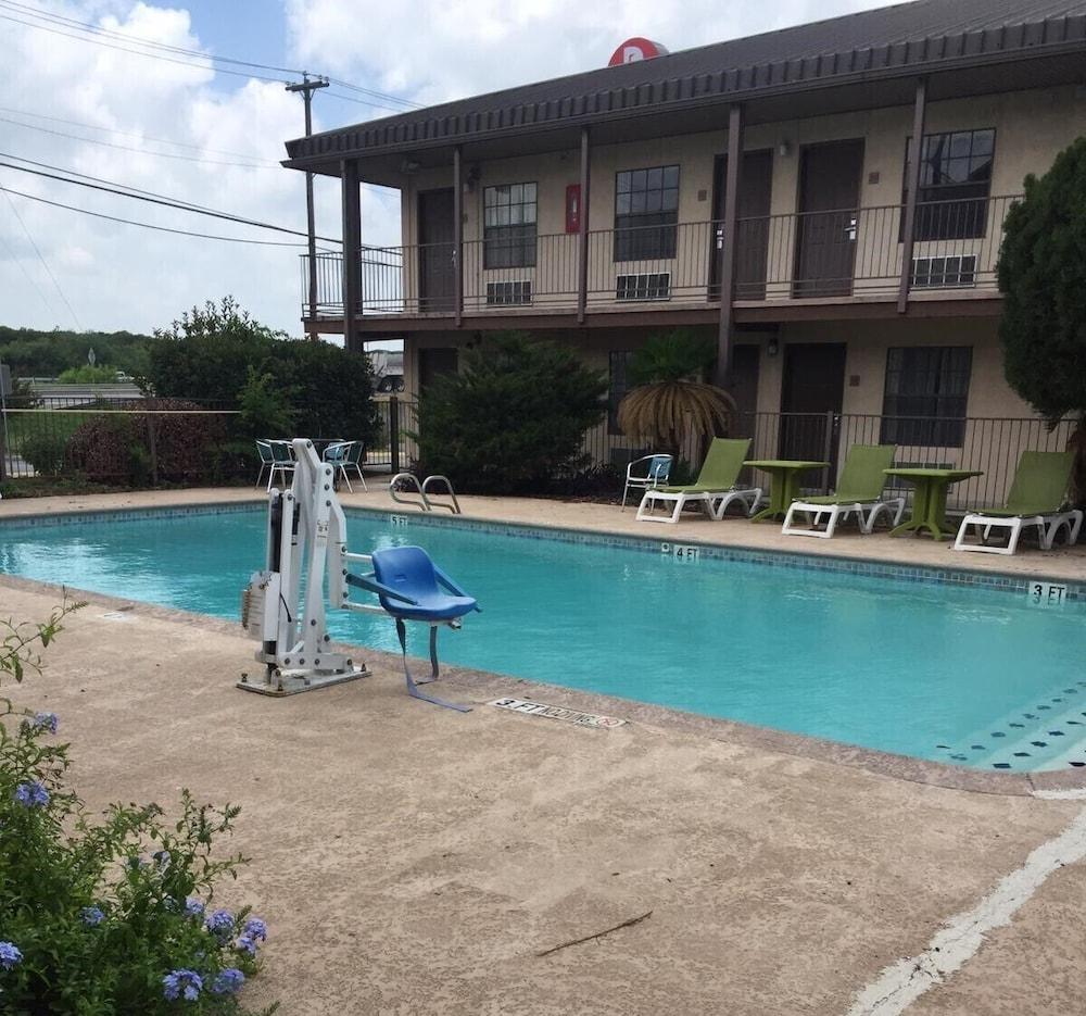 Hotel GreenTree Inn San Antonio/Lackland Air Force Base *