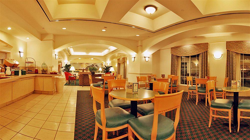 La Quinta By Wyndham Airport 3* San Antonio