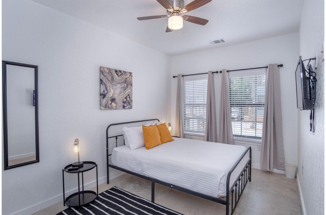 Brand New 4 Stylish 3br Near Exciting Downtown *
