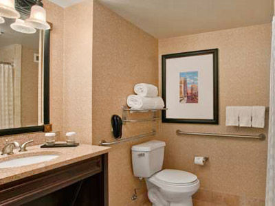 Hotel Embassy Riverwalk-downtown
