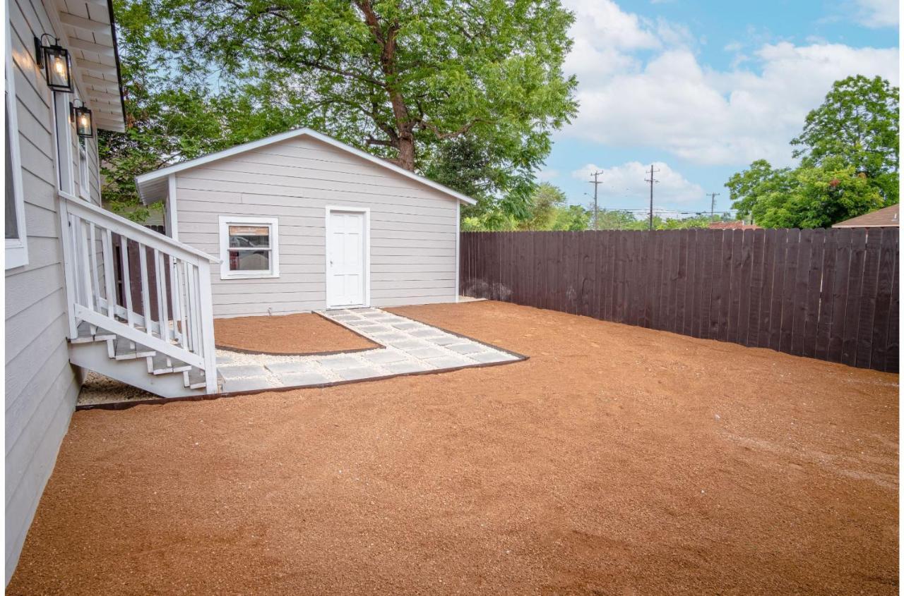 Holiday home Captivating 4br 2ba Near Awesome Downtown