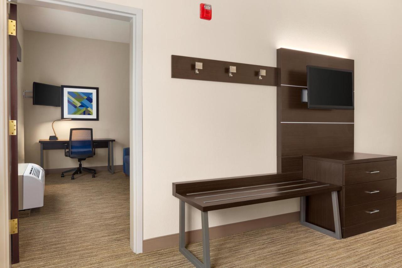Express & Nw-medical Area By Ihg