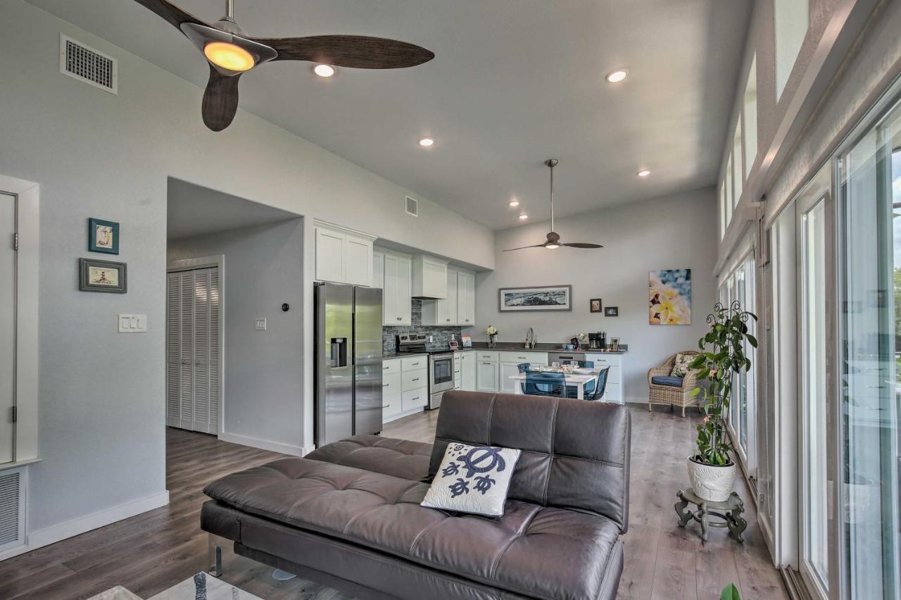 The Plumeria Retreat With Deck And Lake View!