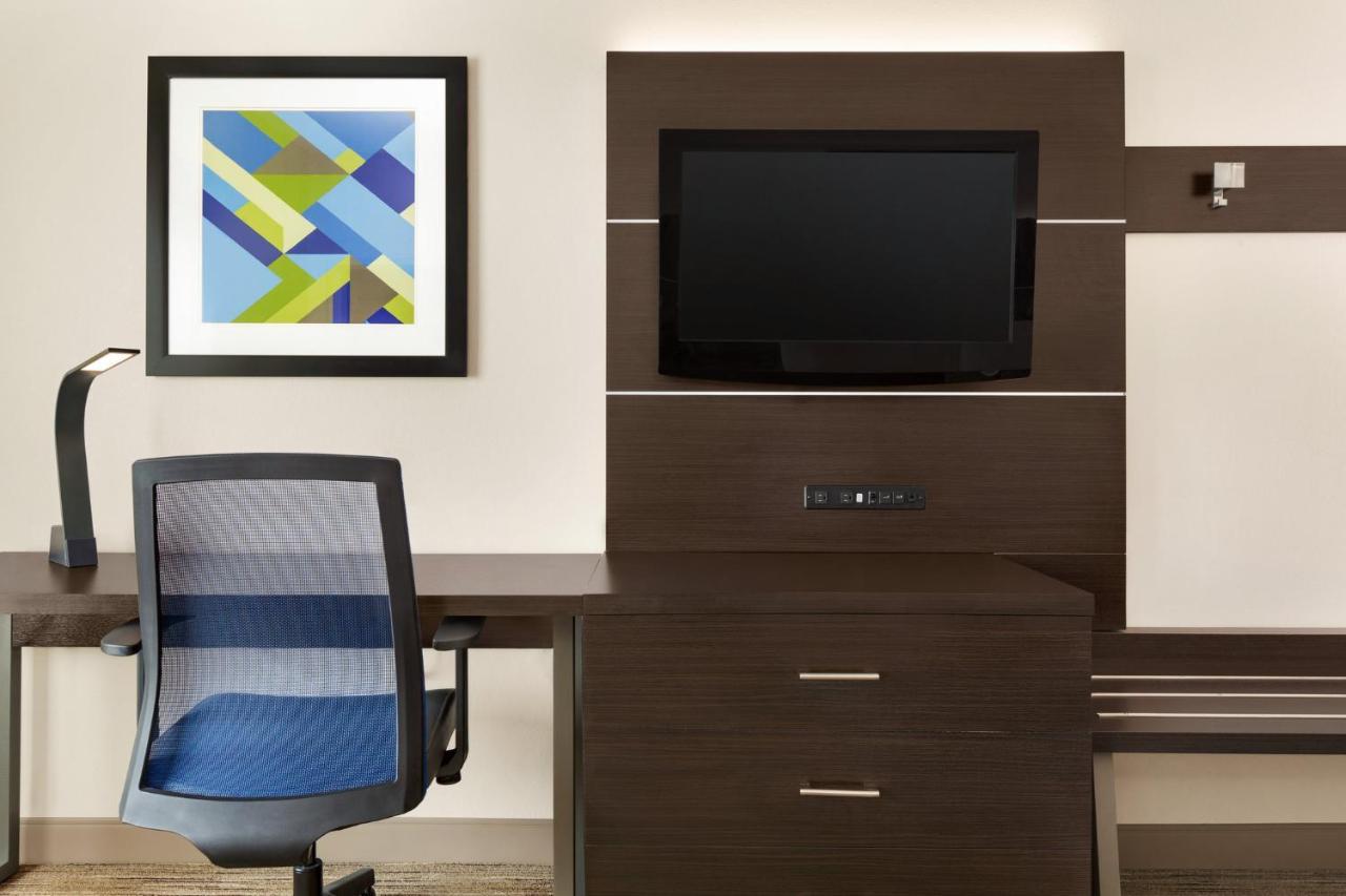 Hotel Express & Nw-medical Area By Ihg 3*