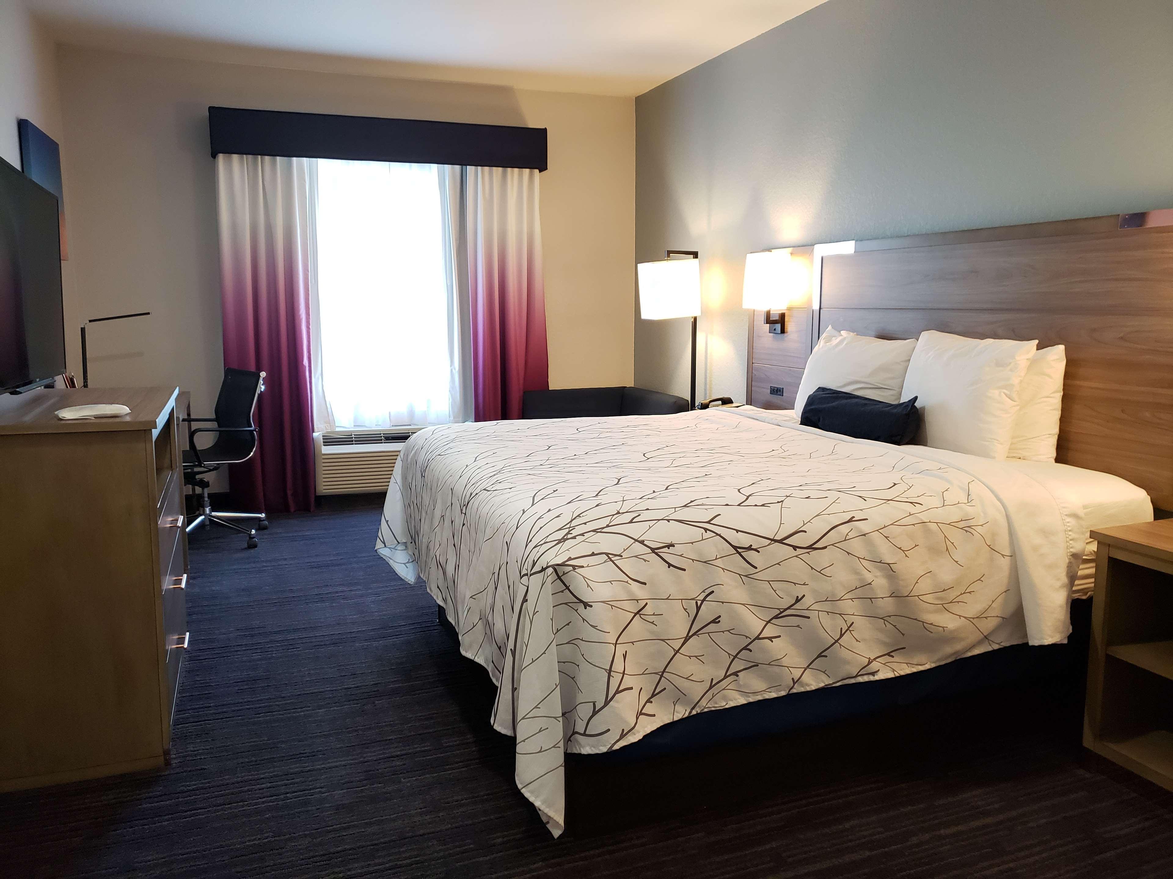 Hotel Western East & San Antonio