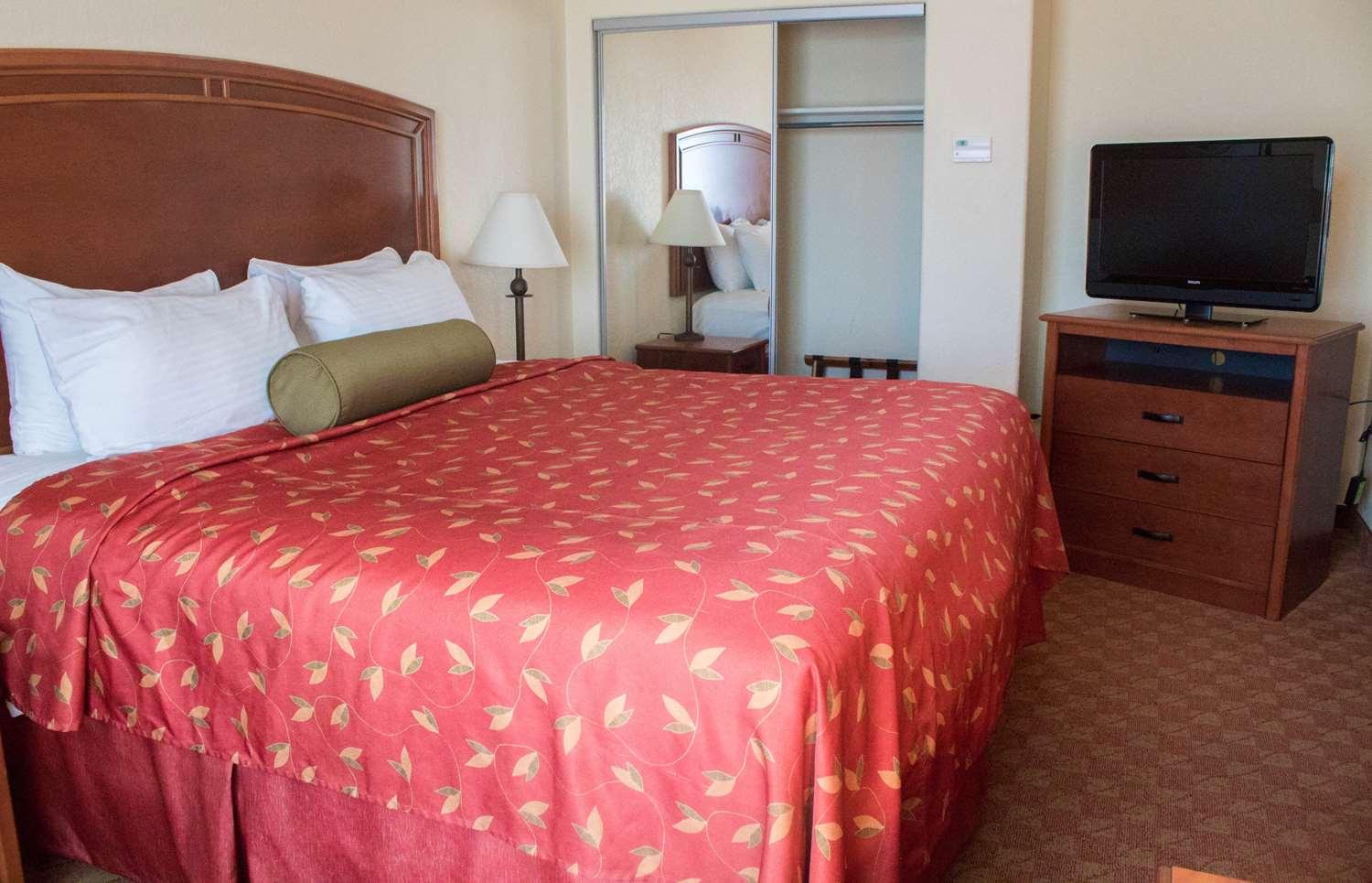 Hotel Western East & 3*