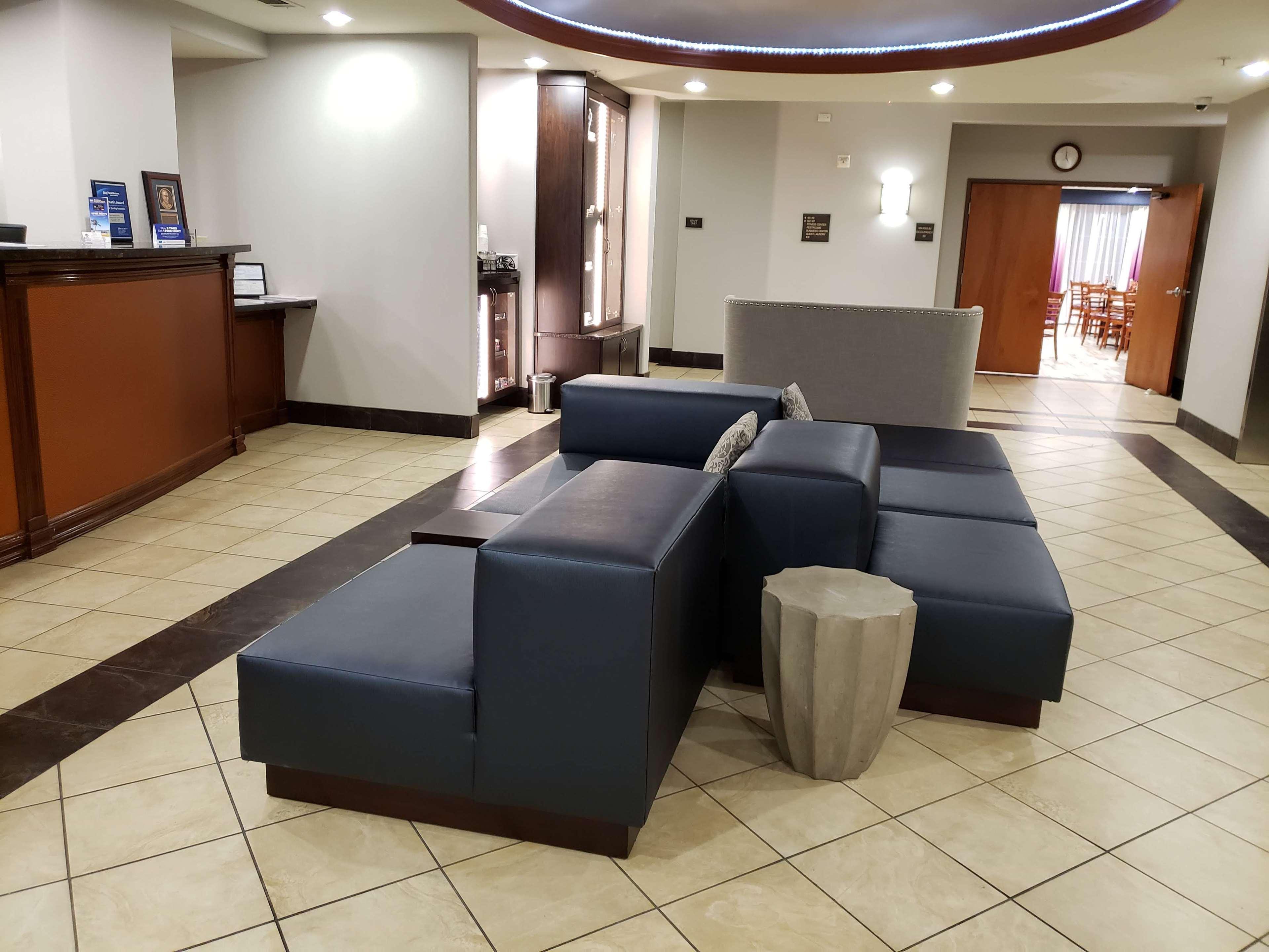 Hotel Western East &
