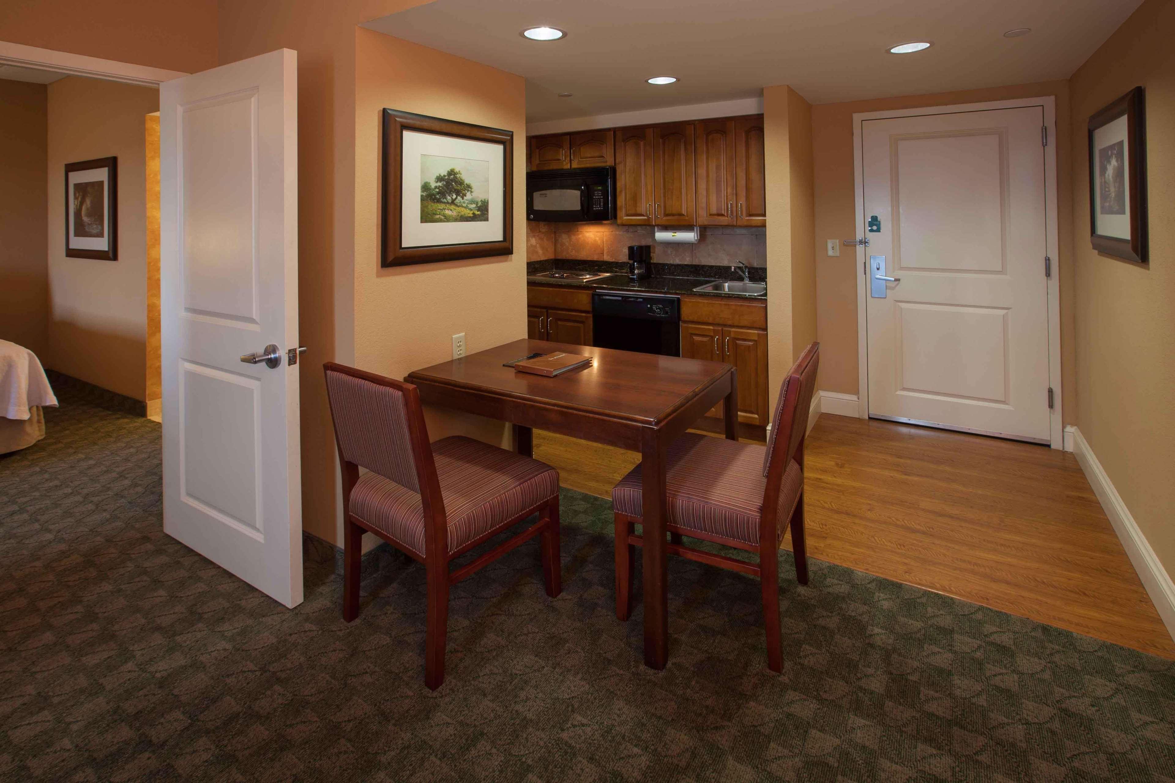 Hotel Homewood By Hilton North 3*