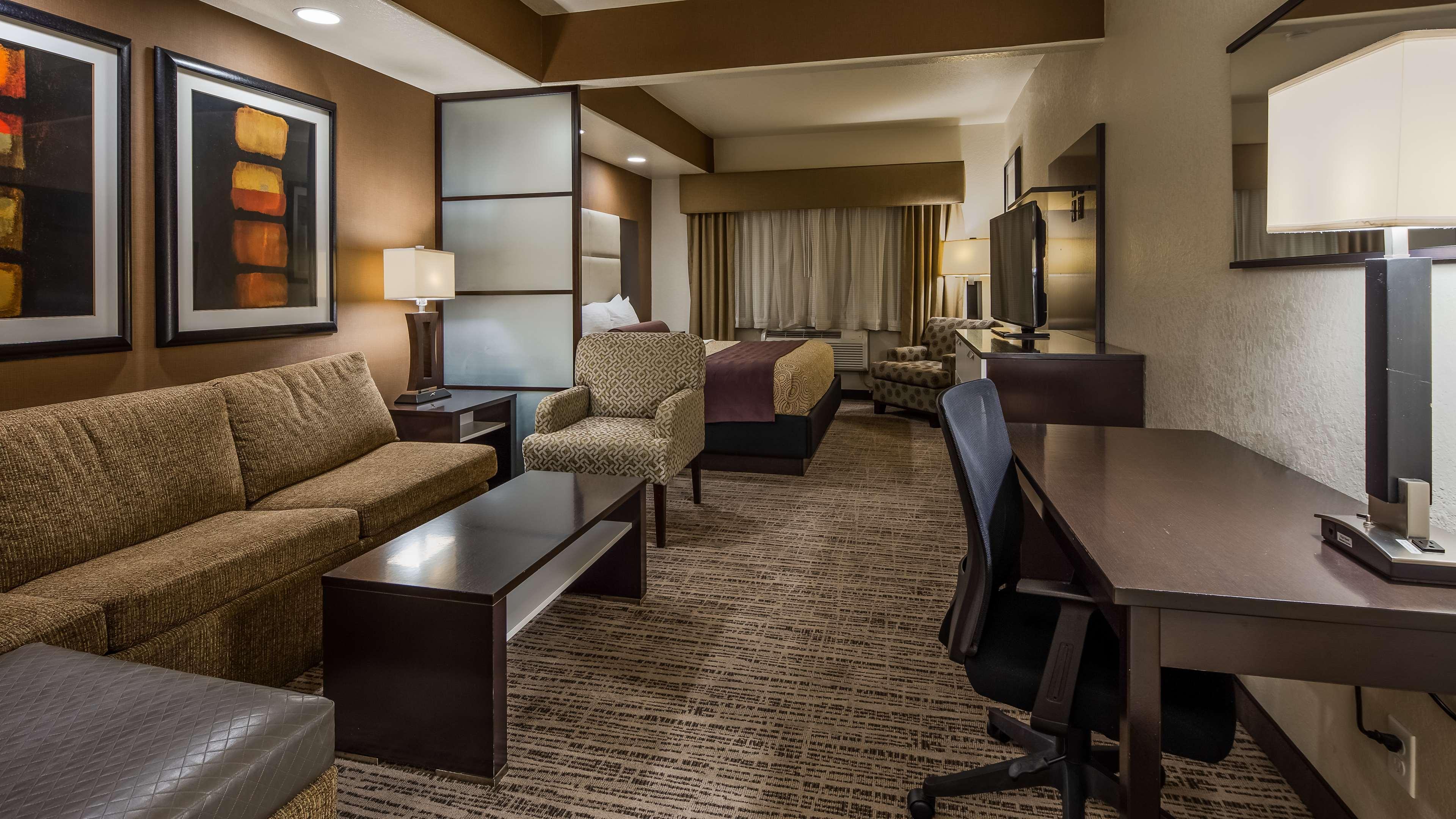 Western Lackland And Suites. San Antonio