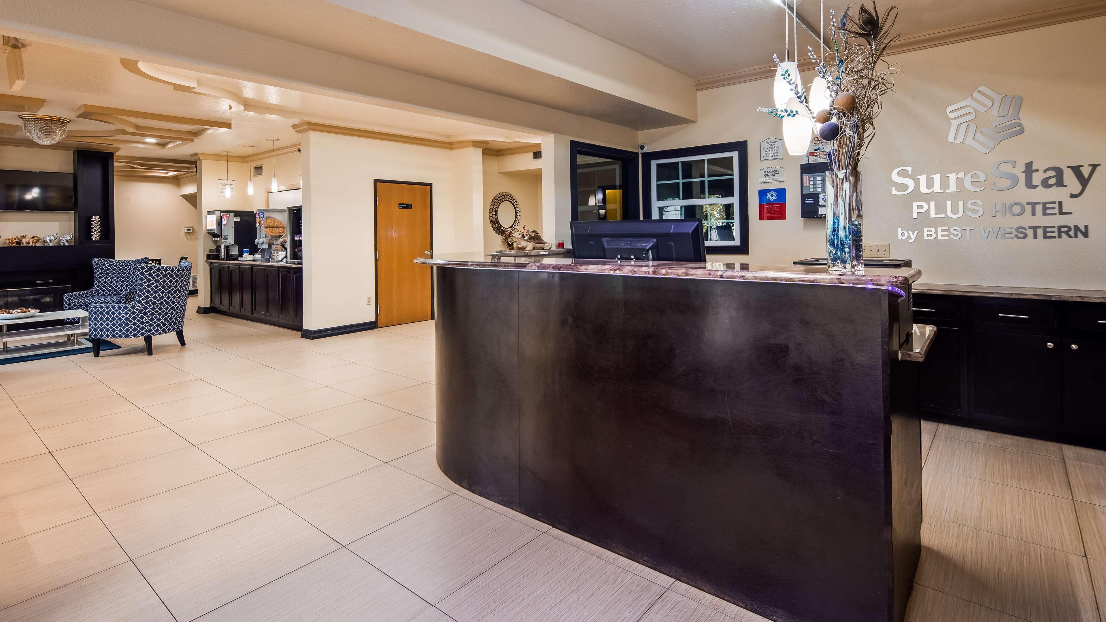 Hotel Surestay By Western Airport San Antonio