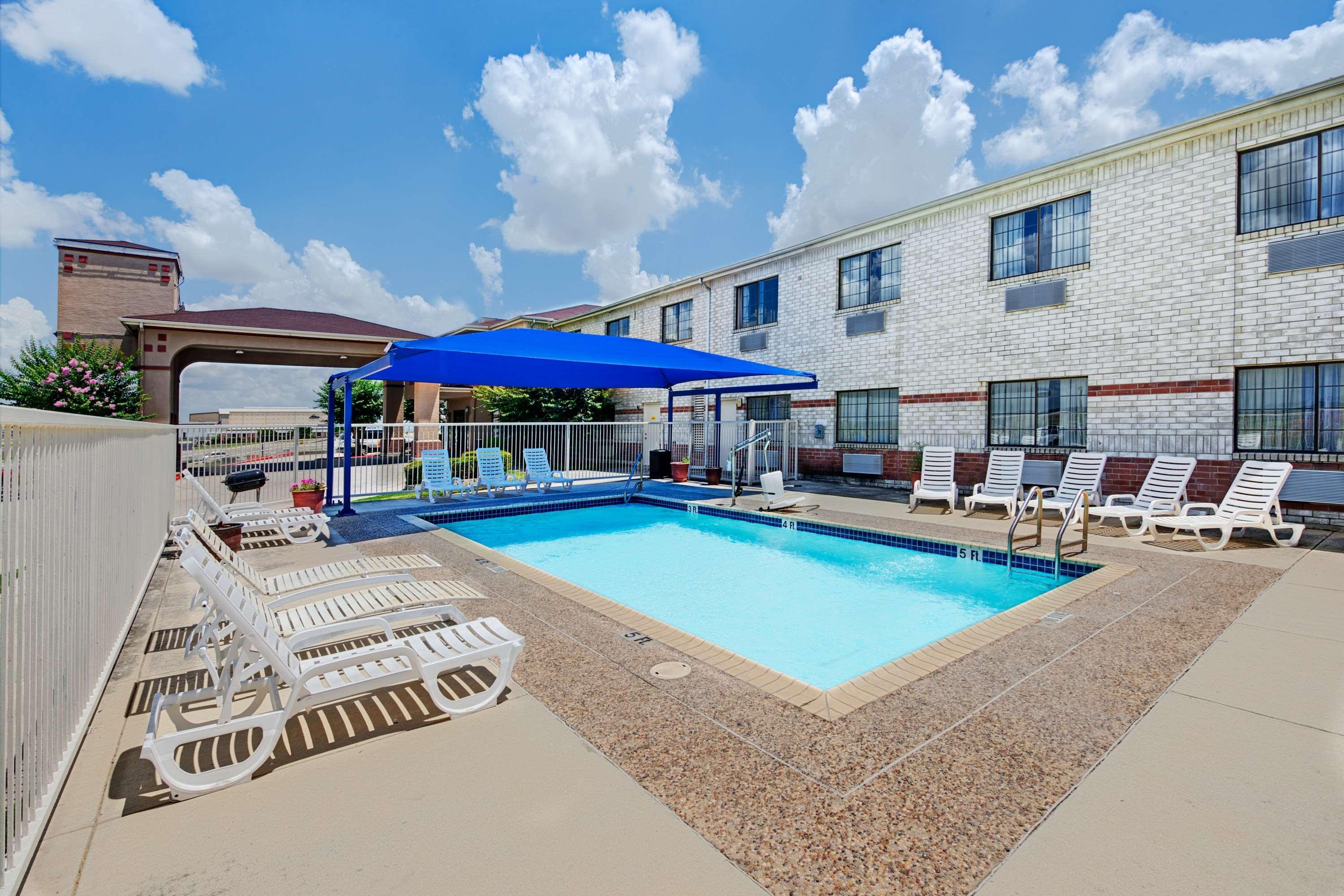 Surestay By Western Airport San Antonio