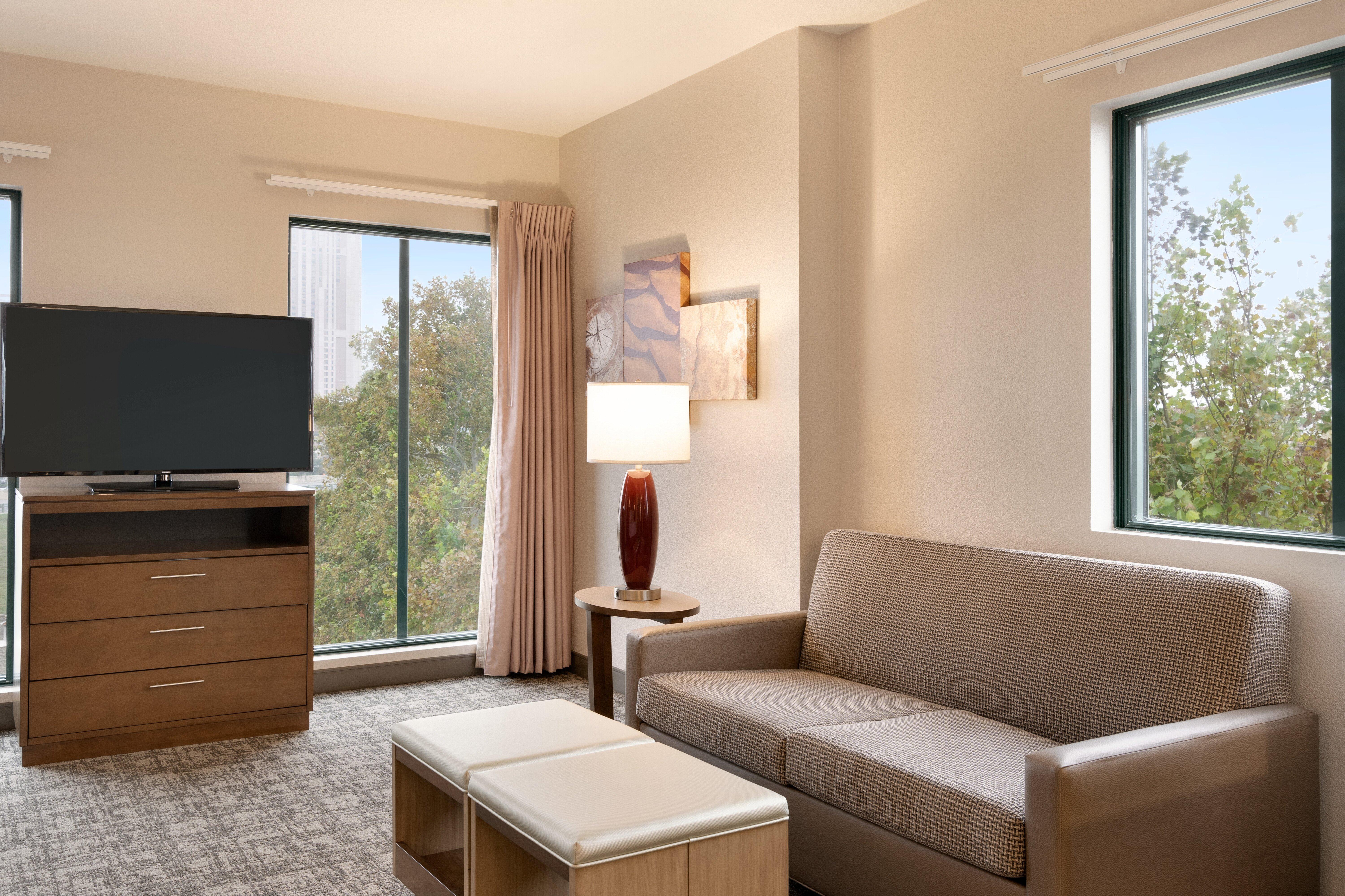 Hotel Staybridge Downtown Convention Center By Ihg 3*