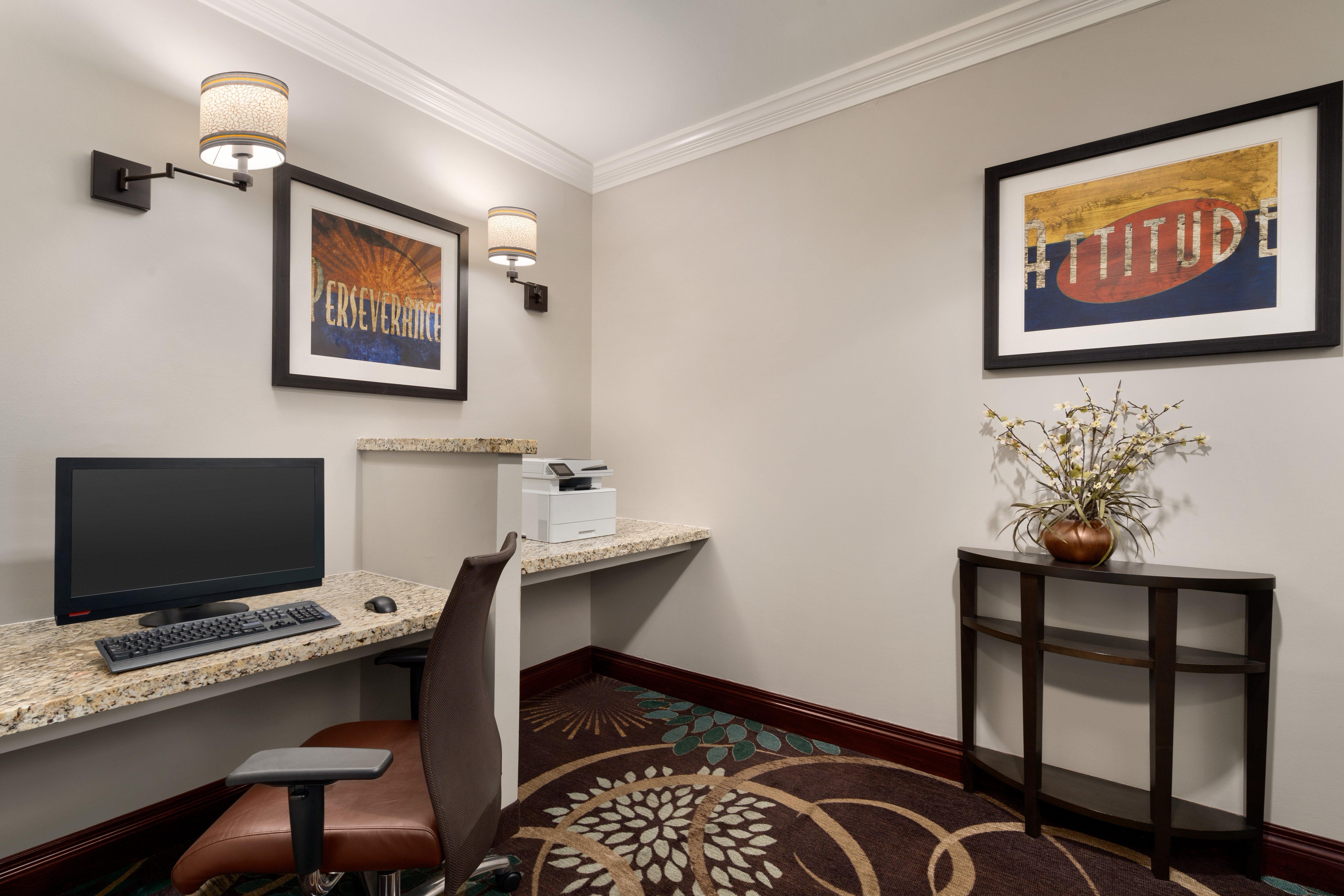 Staybridge Downtown Convention Center By Ihg San Antonio