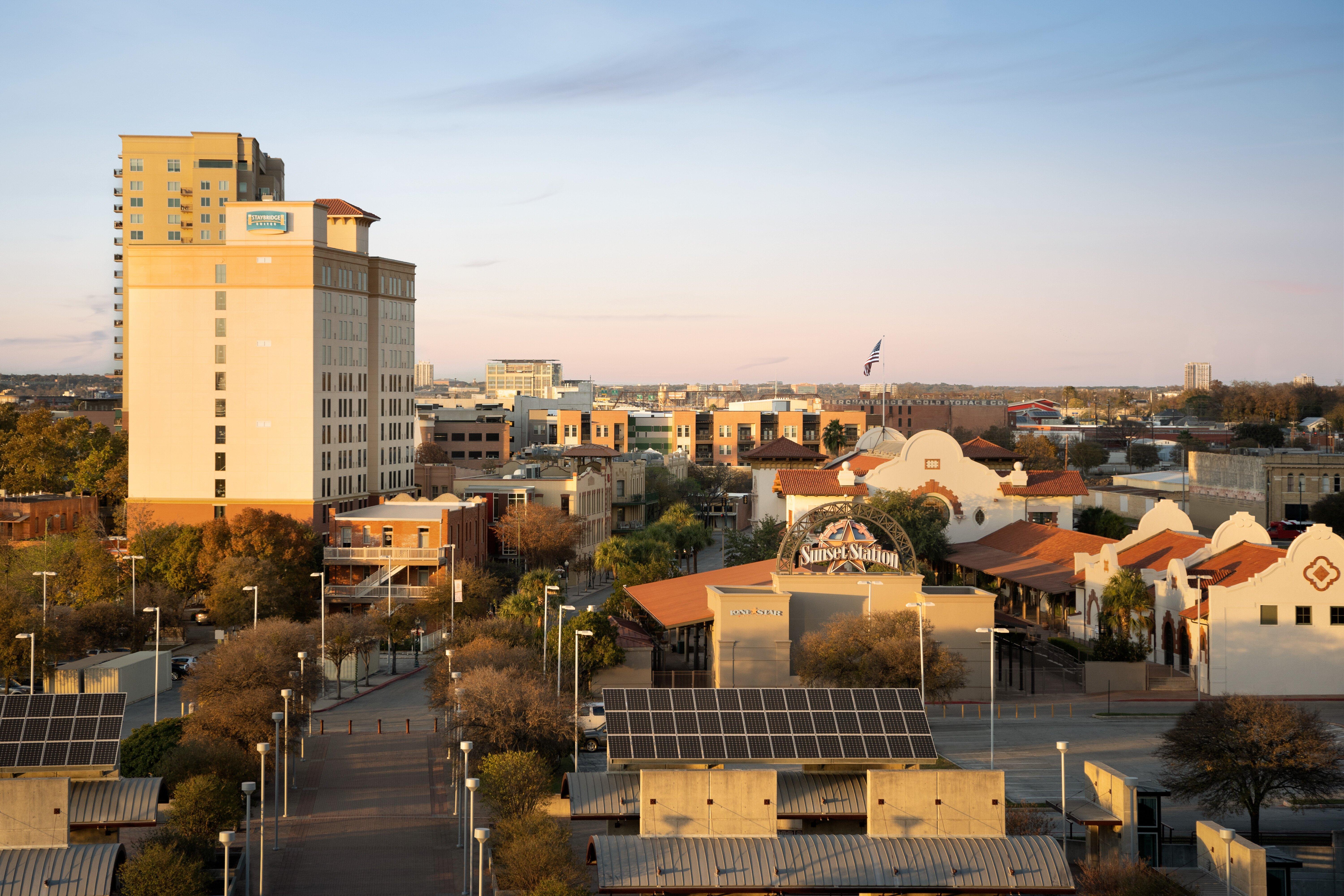 Staybridge Downtown Convention Center By Ihg Hotel San Antonio