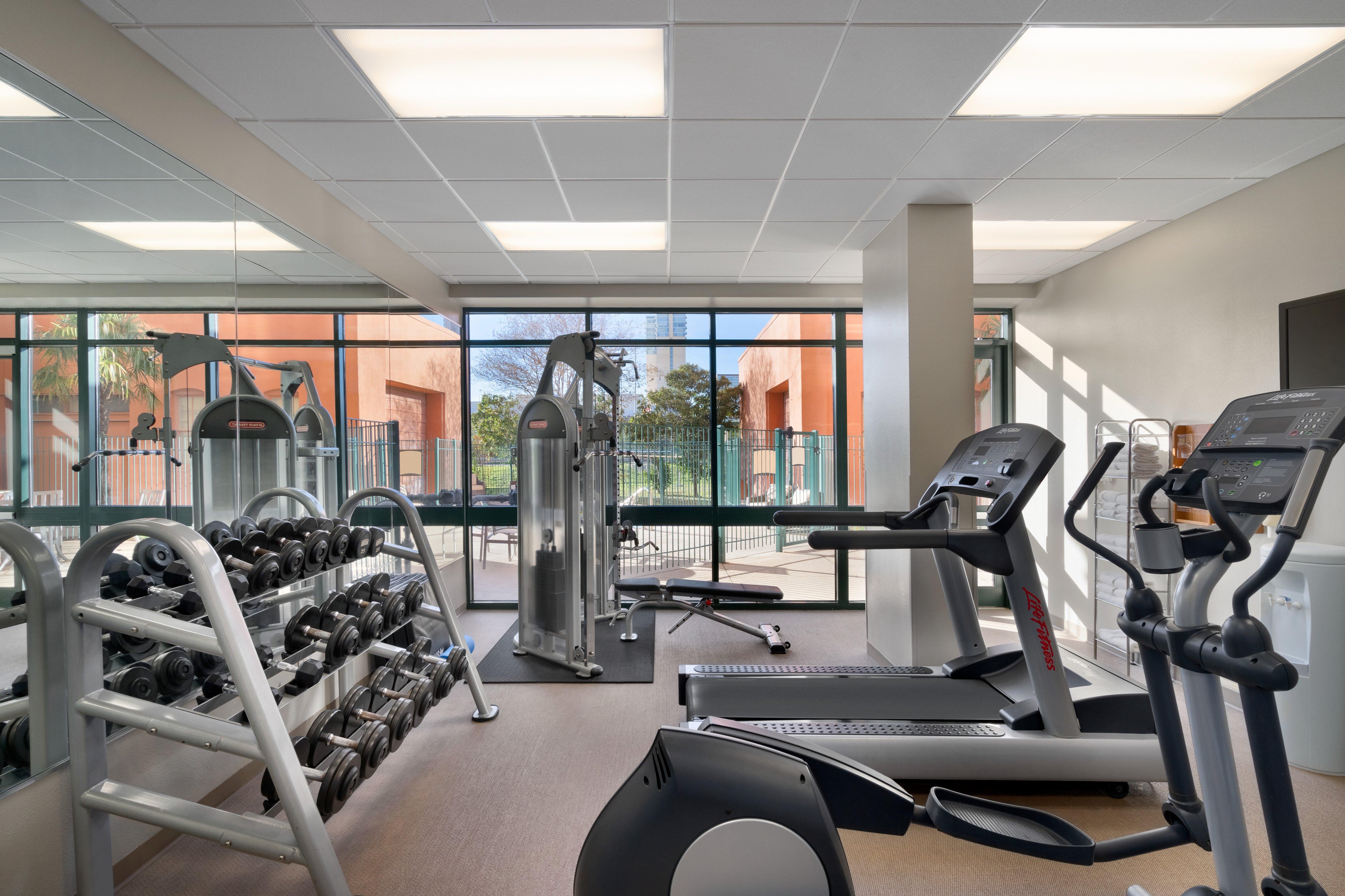 Hotel Staybridge Downtown Convention Center By Ihg