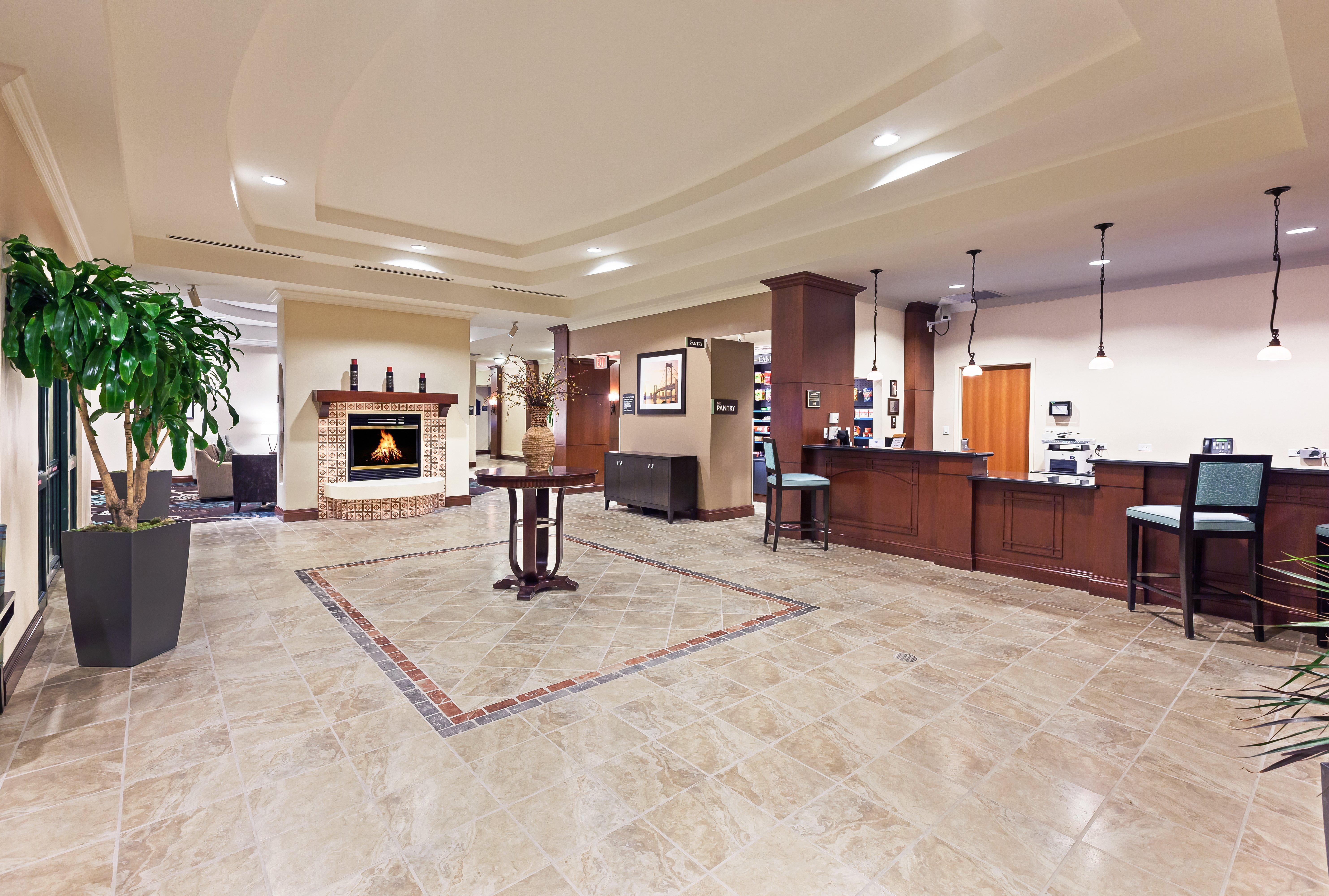 Staybridge Downtown Convention Center By Ihg Hotel 3*