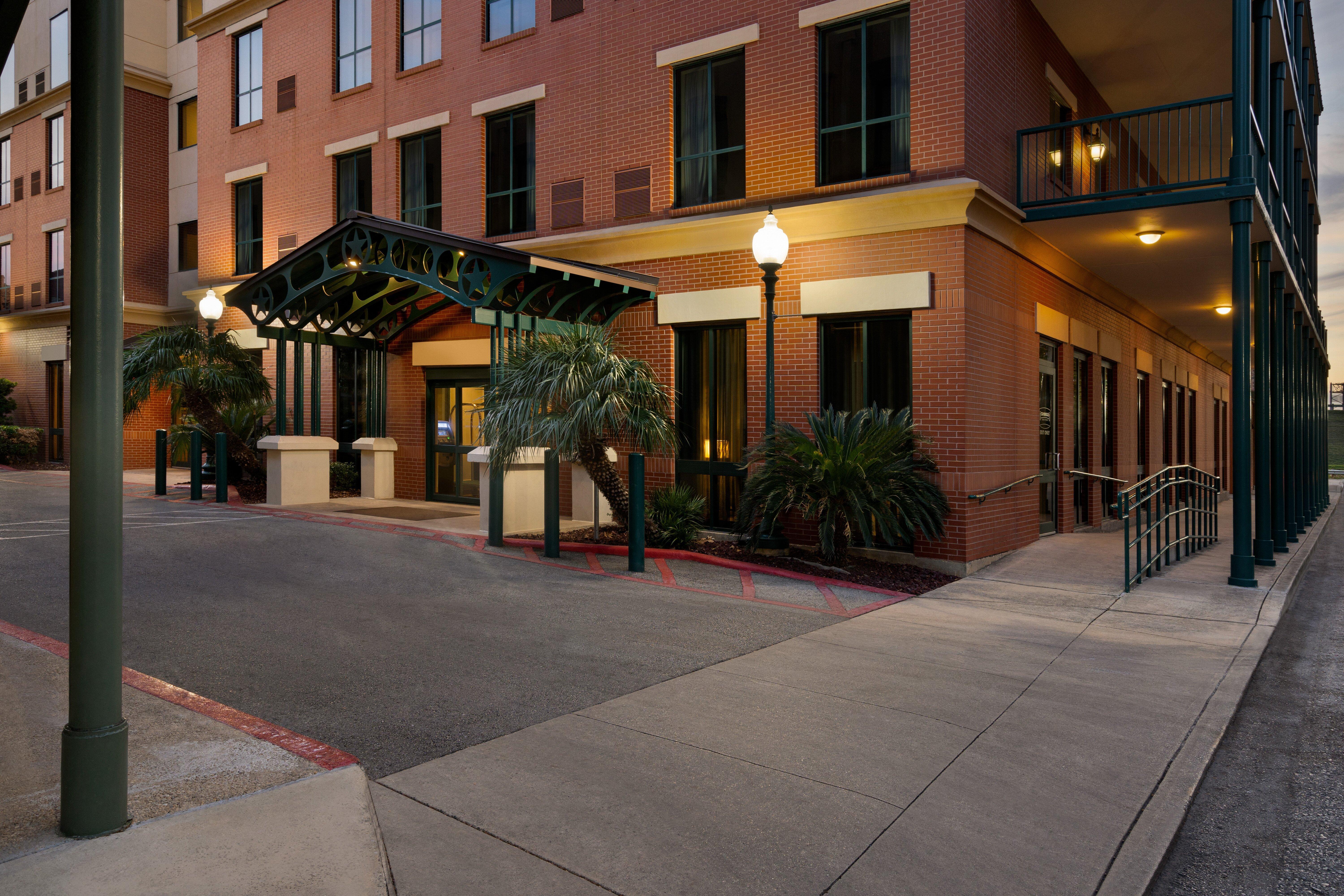 Hotel Staybridge Downtown Convention Center By Ihg San Antonio