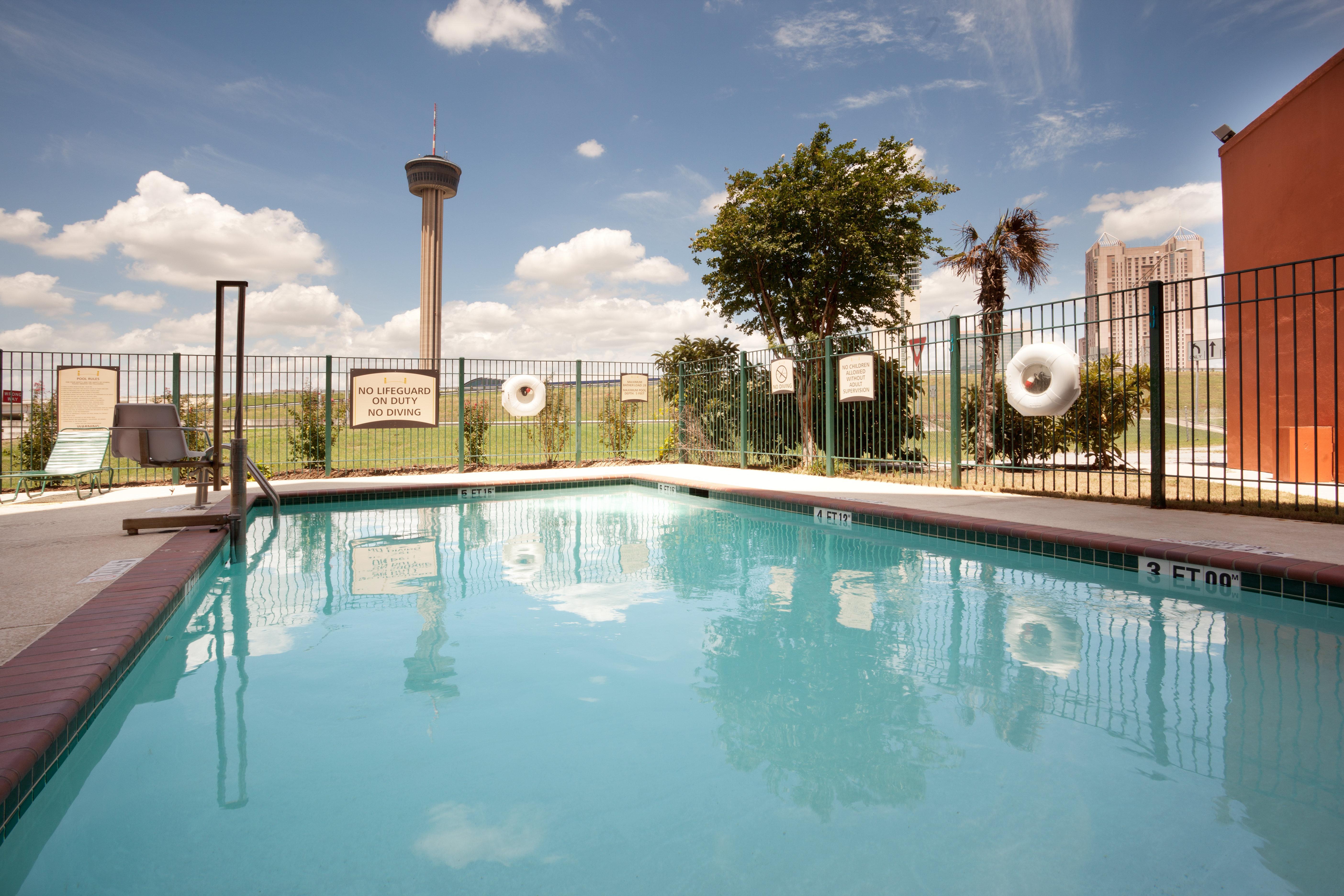 Hotel Staybridge Downtown Convention Center By Ihg 3*