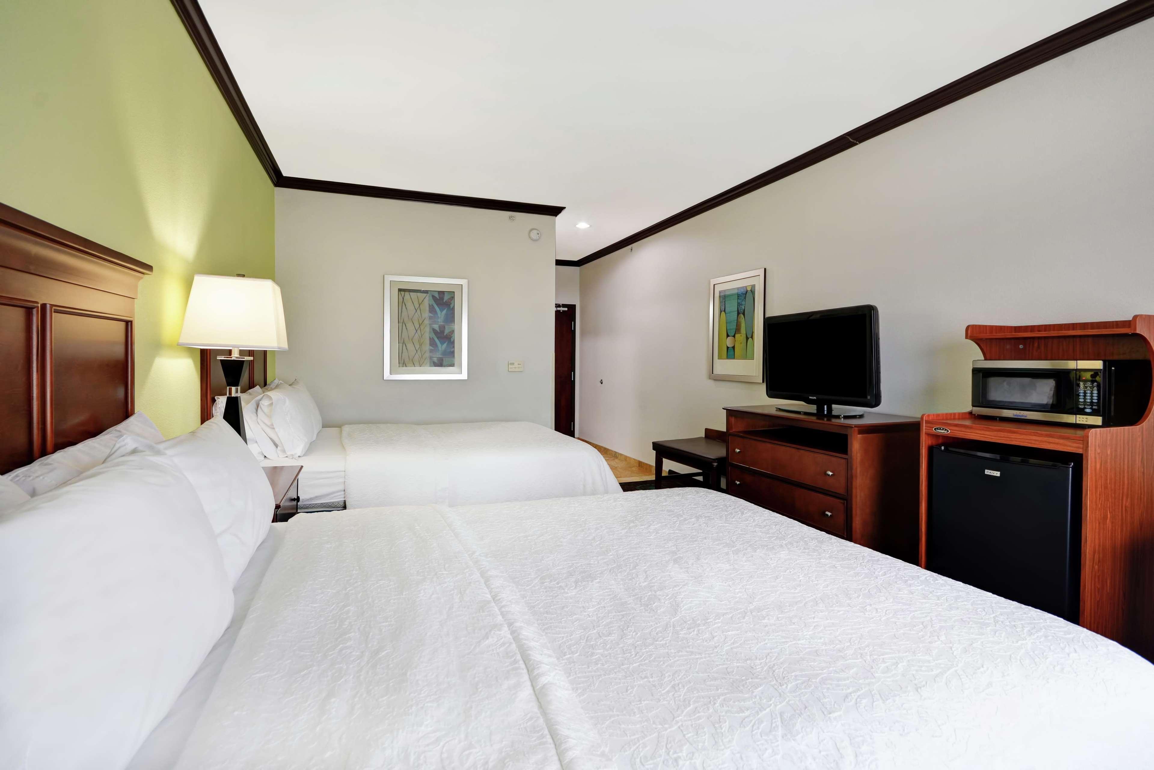Hampton & San Antonio/northeast I-35 Hotel