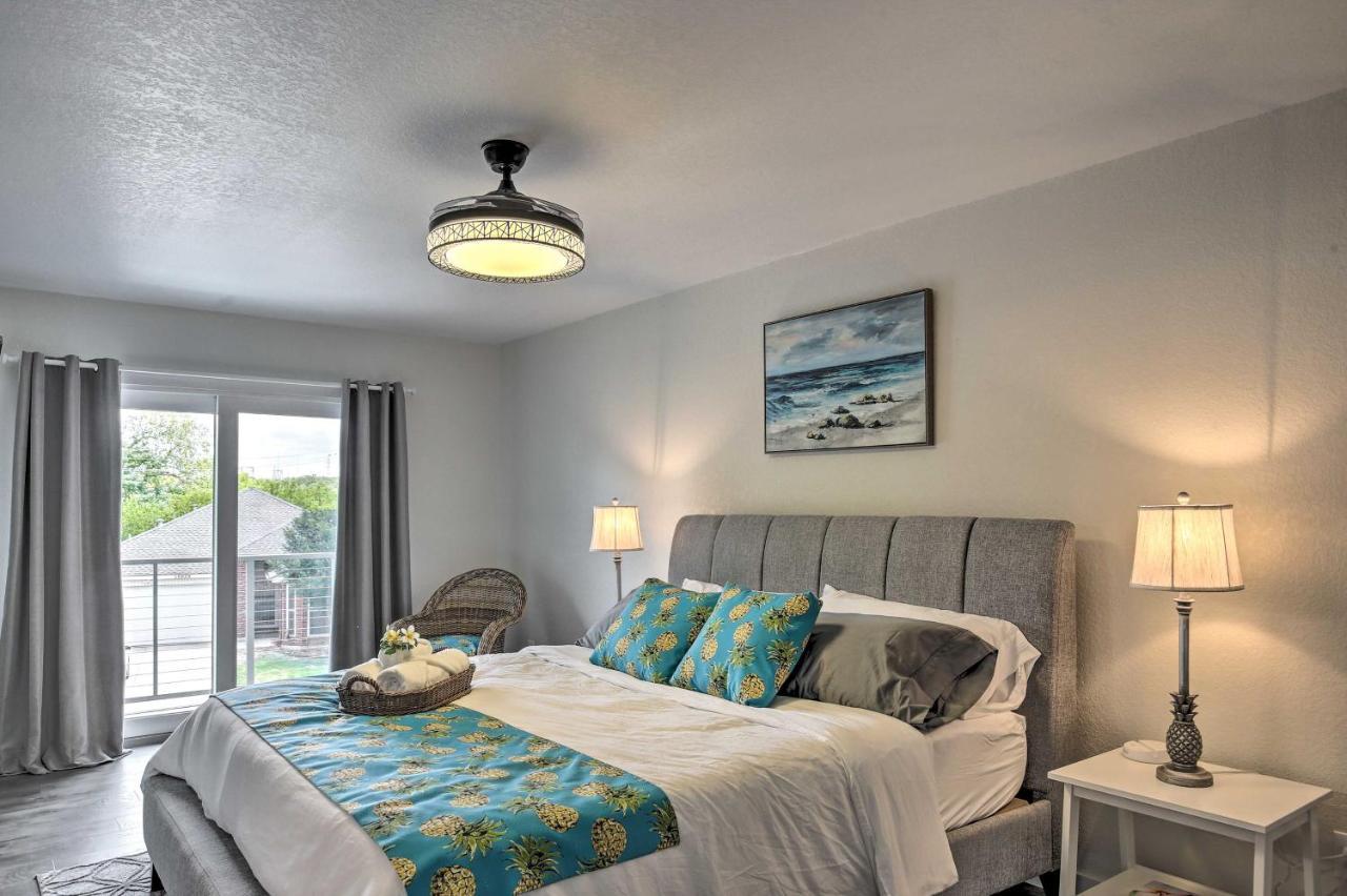 The Plumeria Retreat With Deck And Lake View!