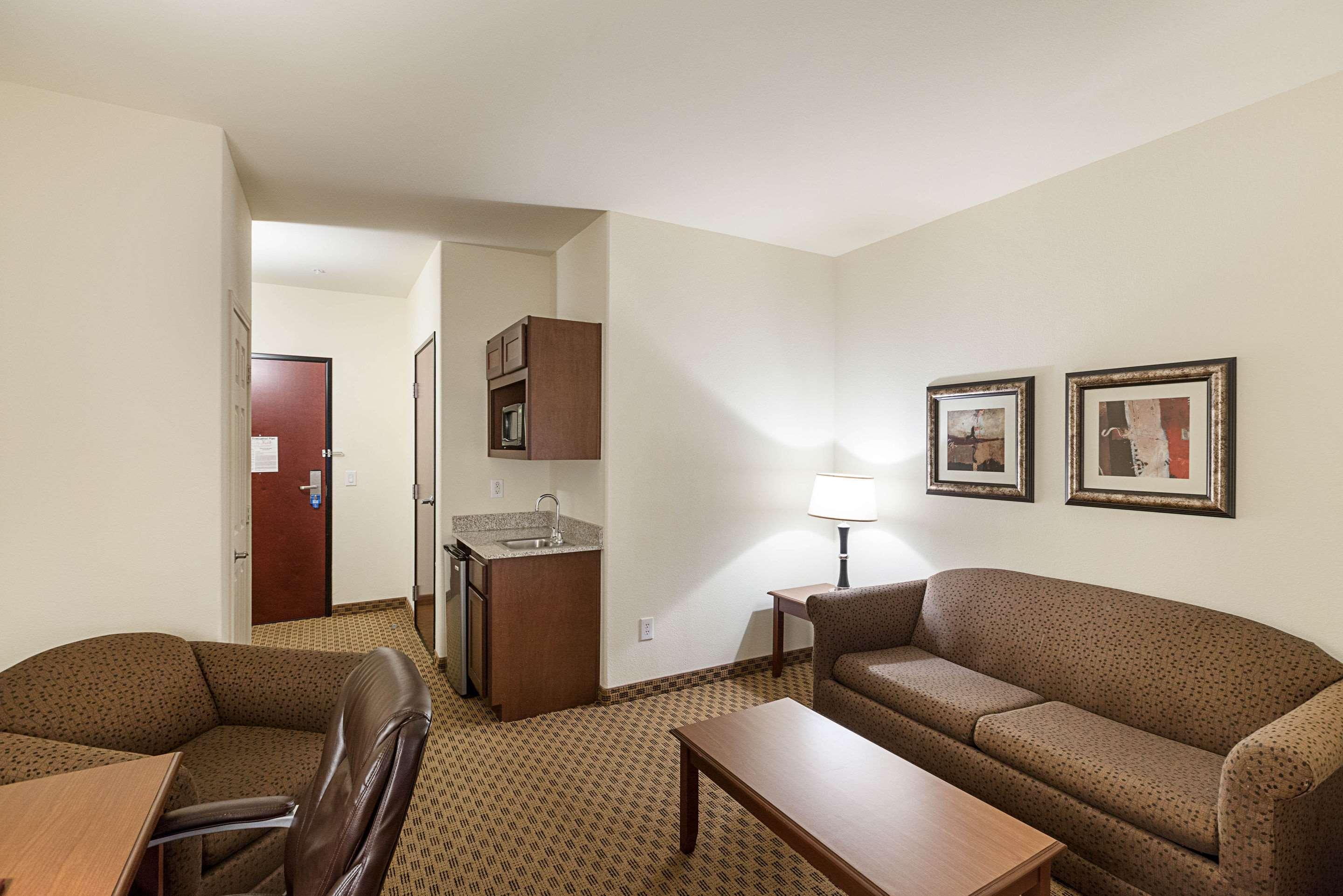 Comfort North - Stone Oak Hotel
