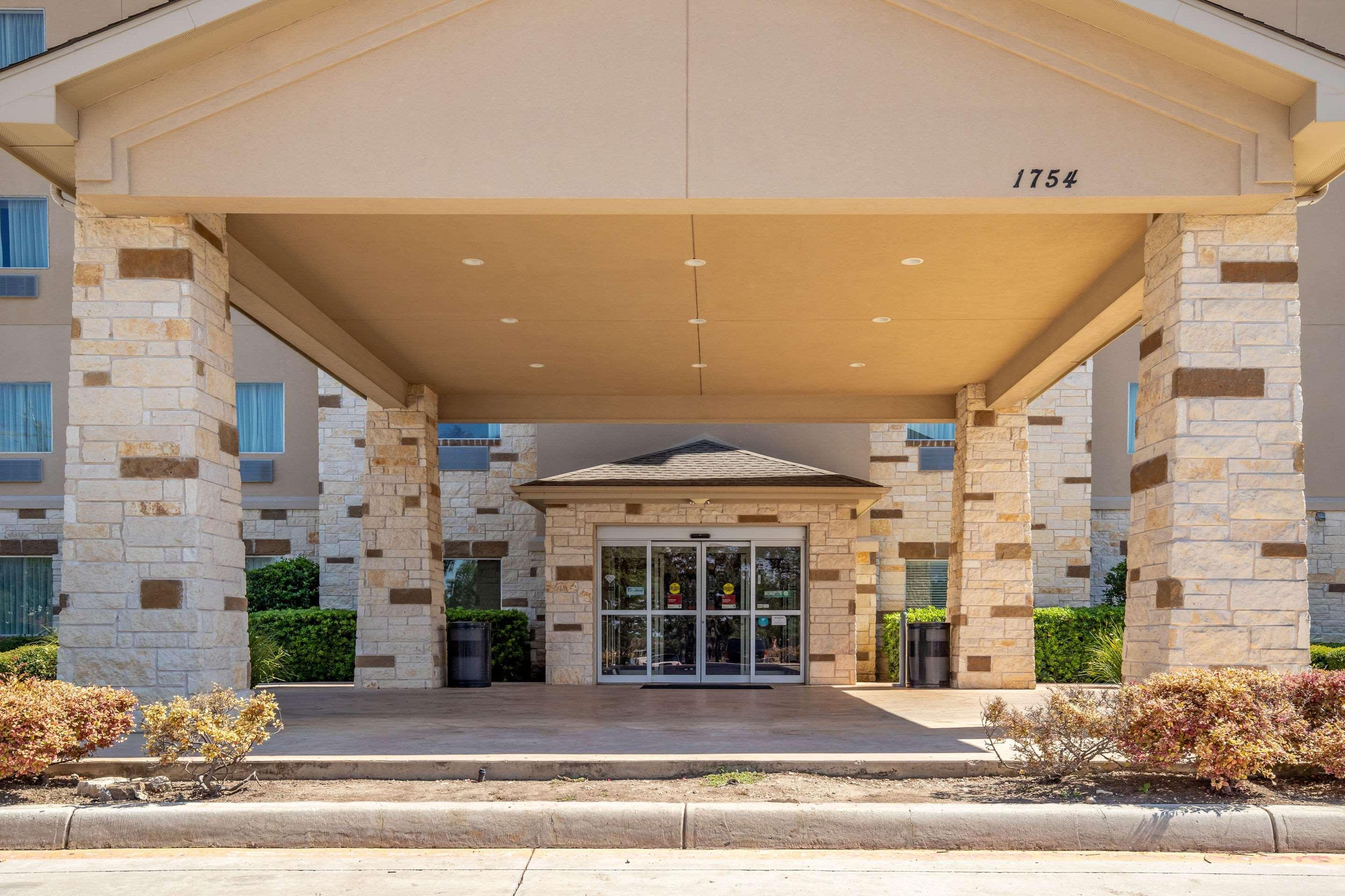 Comfort North - Stone Oak Hotel San Antonio