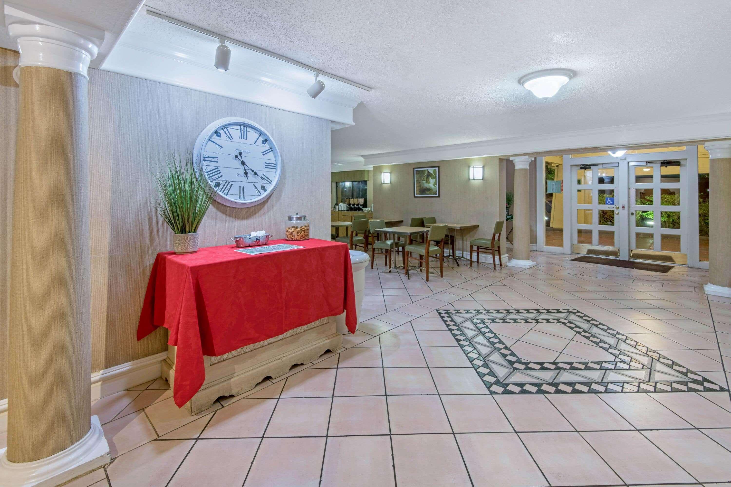 La Quinta By Wyndham I-35 N At Rittiman Rd 3*